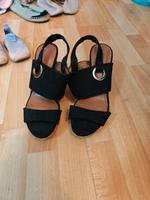 H&M Sandalen 37 Größe Hessen - Friedberg (Hessen) Vorschau