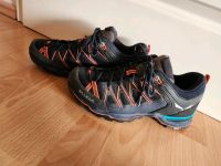 Wanderschuhe Hiking Salewa NP 136€ Nordrhein-Westfalen - Bad Münstereifel Vorschau