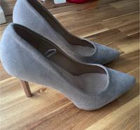 Damen Pumps grau meliert Damenschuhe high Heels 39 Damen esmara Nordrhein-Westfalen - Dinslaken Vorschau