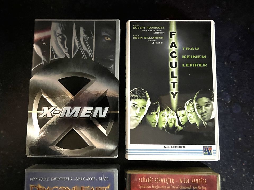 4x VHS-Kassetten,X-Men, Faculty Tiger+Dragon,Dragenheart, in Algermissen