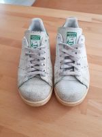 Stan Smith Adidas Sneaker, cracked leather, Gr. 40, Vintage Hessen - Bad Vilbel Vorschau