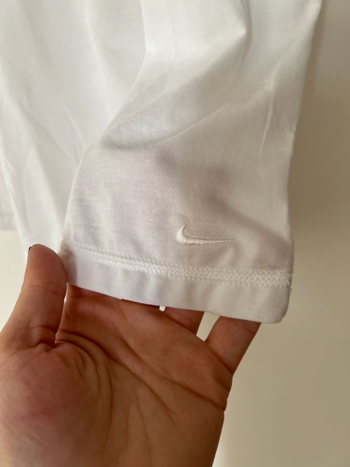 Nike fit dry Oberteil Shirt Top Sport Größe M Weiß in Erkelenz