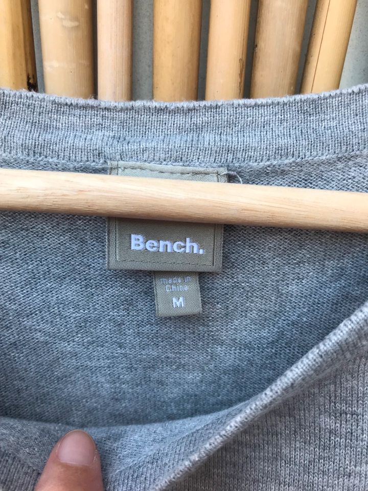 Shirt Bench in Erfurt