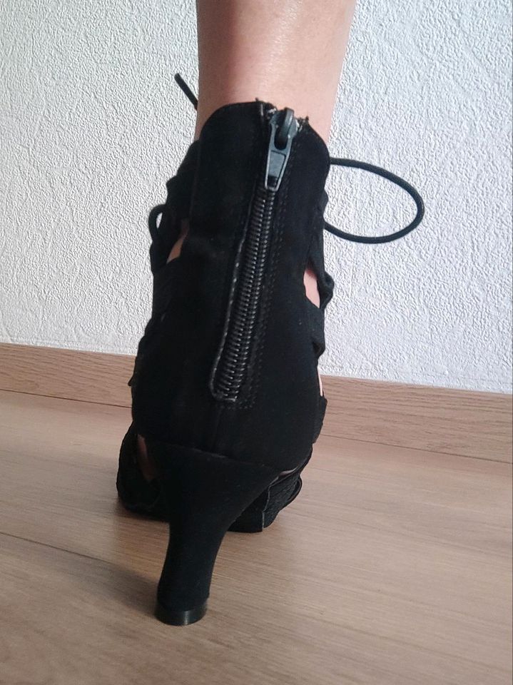 Tanzschuhe ermes 38 schwarz in Schwerte