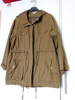 H&M leichte Jacke Gr. 50 in oliv Niedersachsen - Melbeck Vorschau