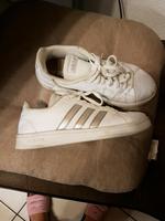 Adidas Ledersneaker Gr.39 Essen - Essen-Borbeck Vorschau