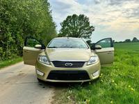 Ford Mondeo 2.0 TDCi Ghia Herzogtum Lauenburg - Ratzeburg Vorschau