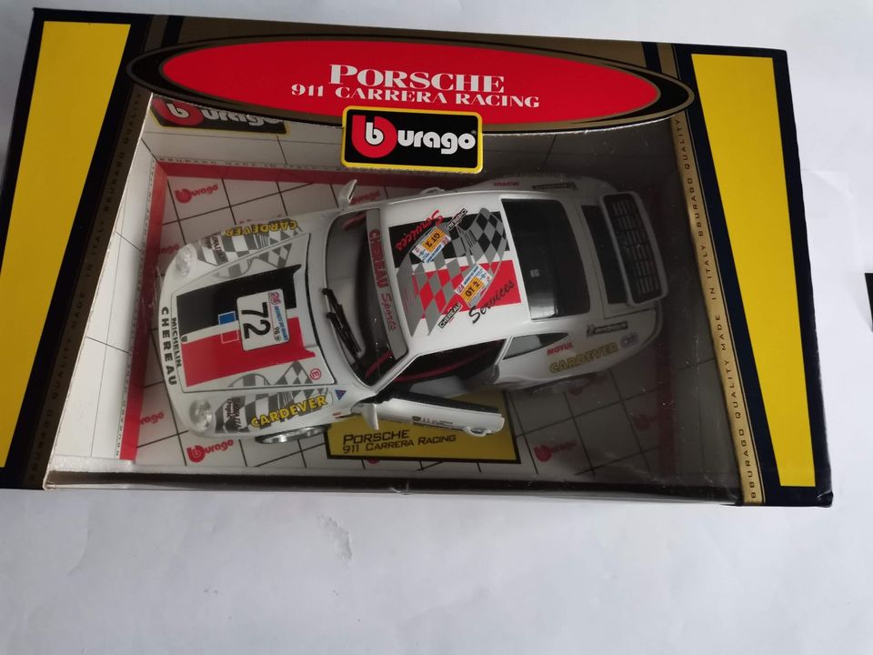 Bburago 1:18 Porsche 911 Carrera Racing weiß in Merchweiler