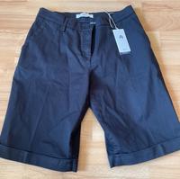 Neue dunkelblaue Bermudas v. Brax passt bis Gr. 38 Nordrhein-Westfalen - Herford Vorschau
