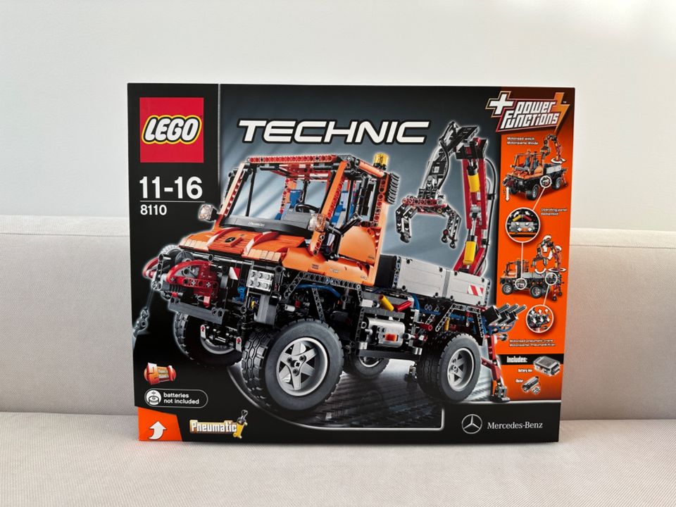 8110 LEGO Technic Mercedes-Benz Unimog U 400 NEU+OVP in Dresden