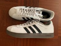 Sneaker/Turnschuh -Adidas VL Court Base- Gr. 44 -NEU- Nordrhein-Westfalen - Gronau (Westfalen) Vorschau