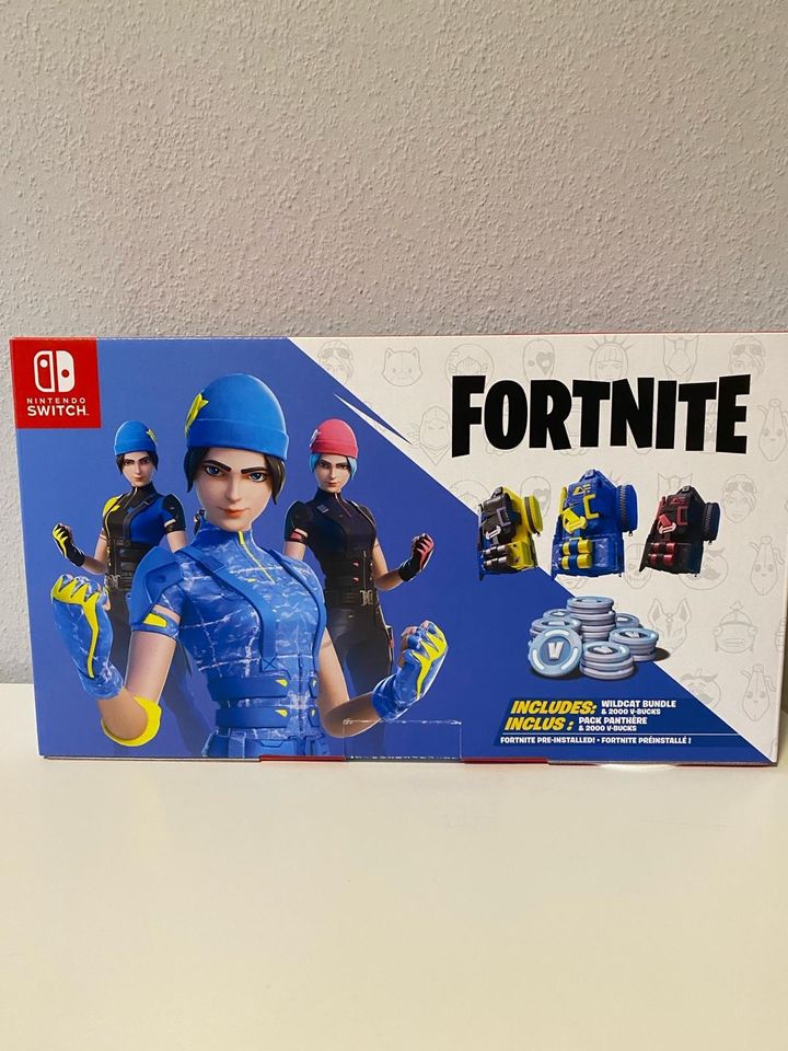 Nintendo SWITCH Fortnite special Edition in Kirchlengern