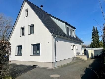 Moderne trifft Altbau, zauberhaftes freistehendes EFH mit viel Charme, Lünen-Nord in Lünen