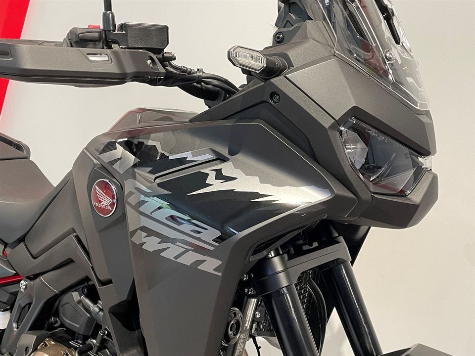 Honda CRF1100L Africa Twin DCT Modell 2024 in Neunkirchen Siegerland