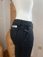 Diesel Coated Jogg Jeans Skinny / Glanz beschichtet schwarz 25-26 Hessen - Lampertheim Vorschau