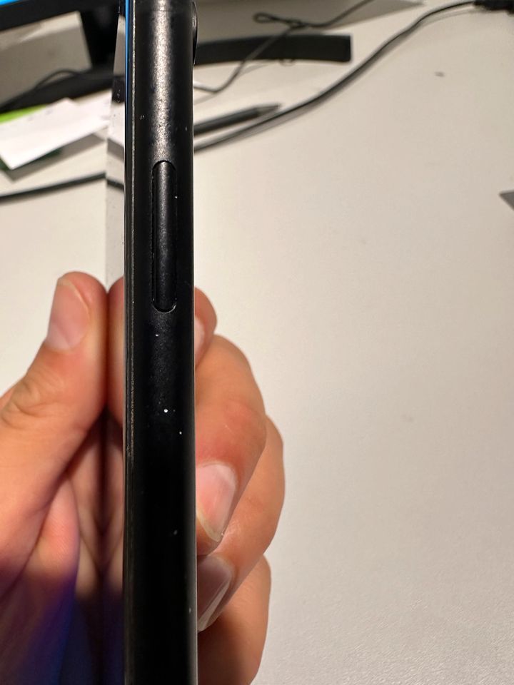 iPhone XR 128GB schwarz in Spenge