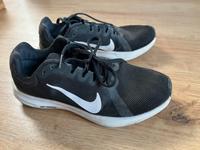 ❤️ Damen NIKE Running Gr 37,5 Sneaker Düsseldorf - Garath Vorschau