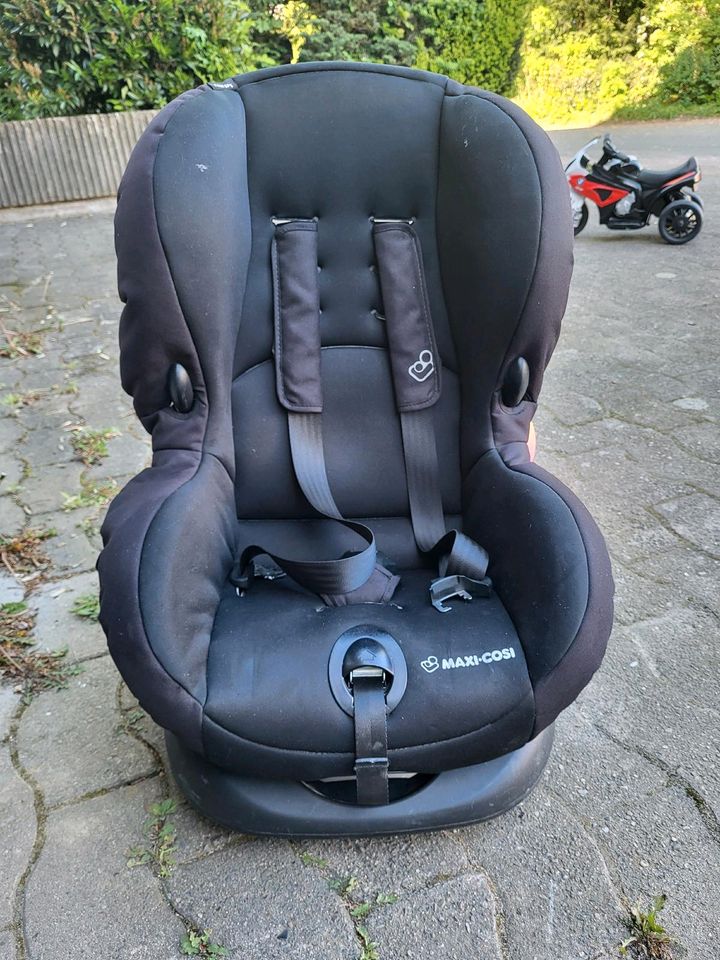 Auto Kindersitz Maxi Cosi in Bielefeld