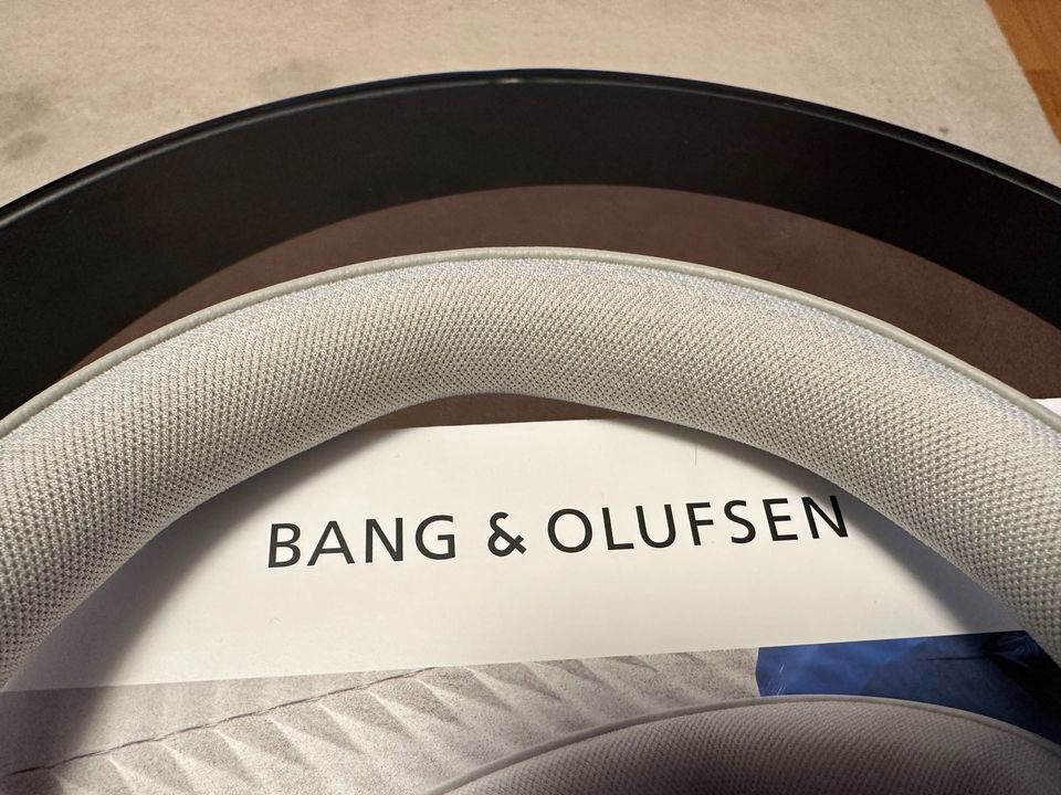 Kopfhörer Bang&Olufsen Beoplay Portal in Berlin