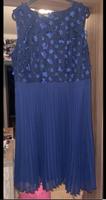 Sommerkleid Abendkleid mit Blumen Blau Größe 46 Dresden - Lockwitz Vorschau