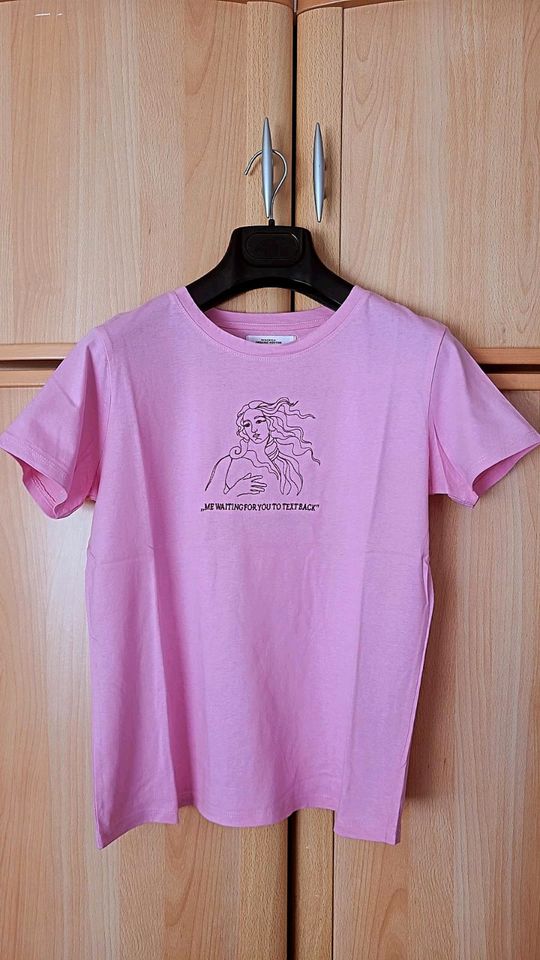 Reserved T-Shirt NEU rosa pink Venus Göttin Stickerei Lustig S in Berlin