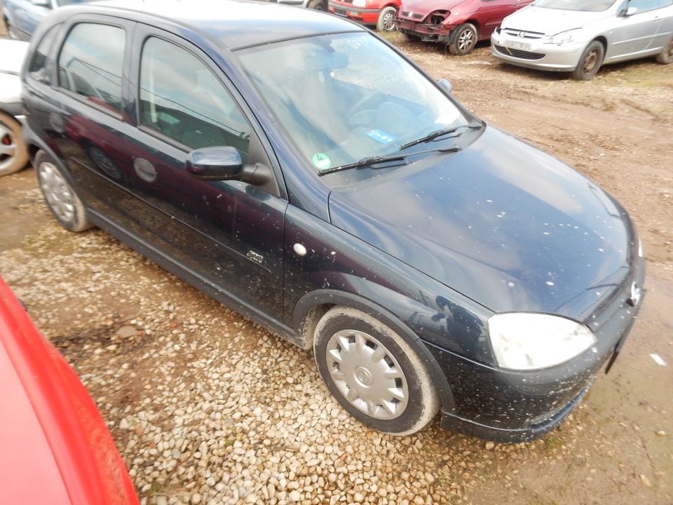 Opel Corsa C Ersatzteileträger Z12XE M24 36U Nocturnoblau VN9221 in Heilsbronn