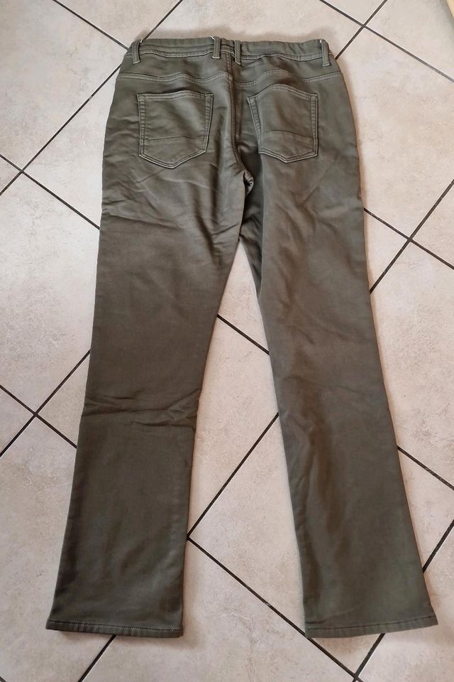 Top! C&A Gr. 182 Jog Denim Thermohose,  Hose in Rottweil