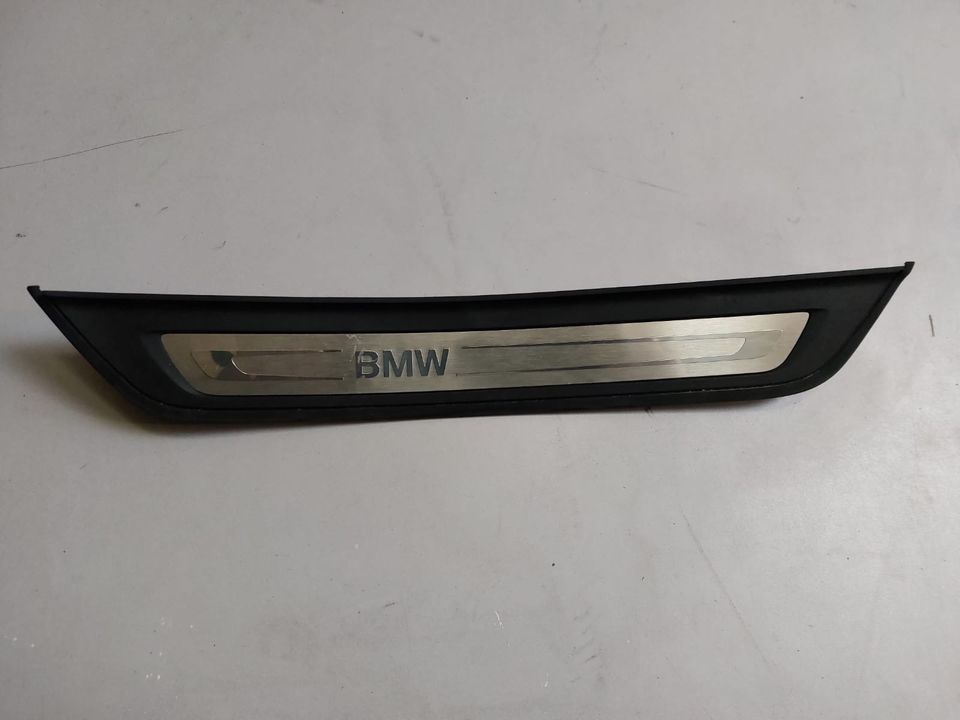 Original BMW Blende Einstieg hinten links 7381329 F43.3 in Werne