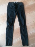 Tally Weijl Röhren-Hüftjeans Stretch schwarz distressed Gr. 38 Hessen - Babenhausen Vorschau