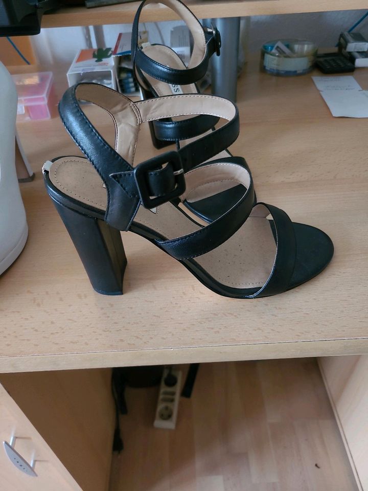 Guess Damen High Heels in Berlin