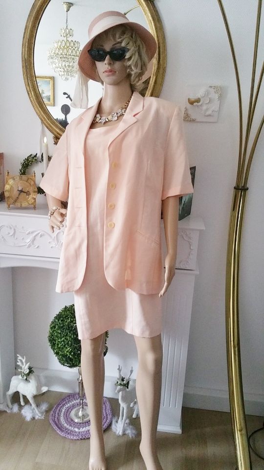 Vintage Etuikleid mit Blusenjacke Apricot Gr. 42  in Wiggensbach