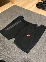 Nike Tech Fleece Herren XS Jogger Hose Bad Godesberg - Friesdorf Vorschau