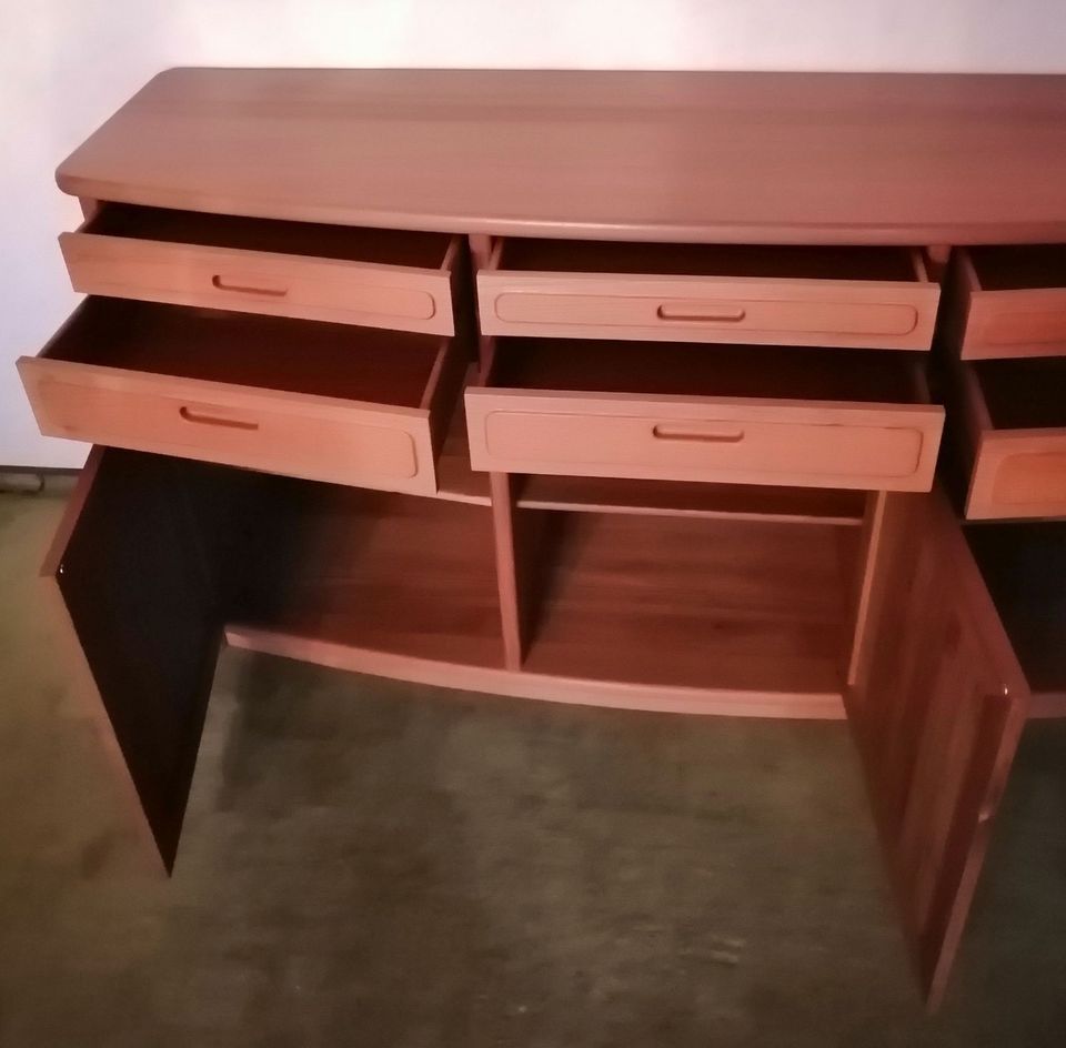 Dänisches Retro-Sideboard, Teak massiv, 70er Jahre in Bremen