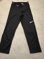 Nike 7/8 Sport Leggings Damen Gr S schwarz Niedersachsen - Wolfenbüttel Vorschau