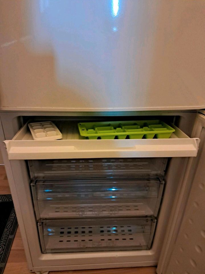 Kühlschrank in Halle