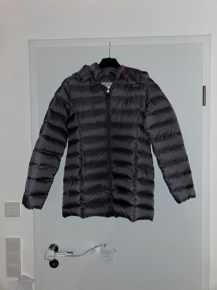 Daunenjacke JOTT gr. 38 grau hochwertige Jacke in München