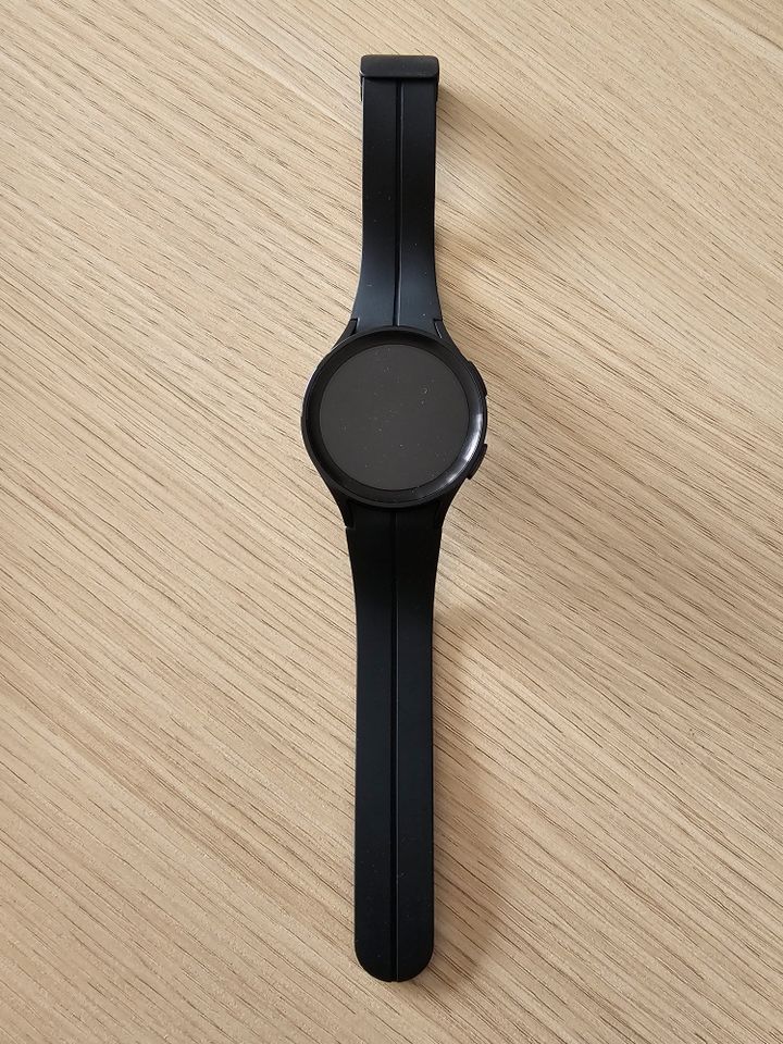 Samsung Galaxy Watch 5 Pro in Ennigerloh