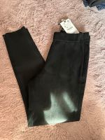 Zara Hose Leggings Wildlederimitat in schwarz Größe S Nordrhein-Westfalen - Grevenbroich Vorschau