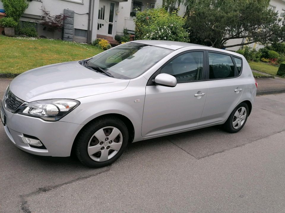 Kia ceed 2010 1.4 in Radolfzell am Bodensee