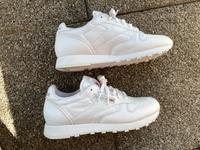 Reebok Classic Leder Damen Sneaker Turnschuhe Gr.40 weiß grau Top Baden-Württemberg - Ortenberg Vorschau