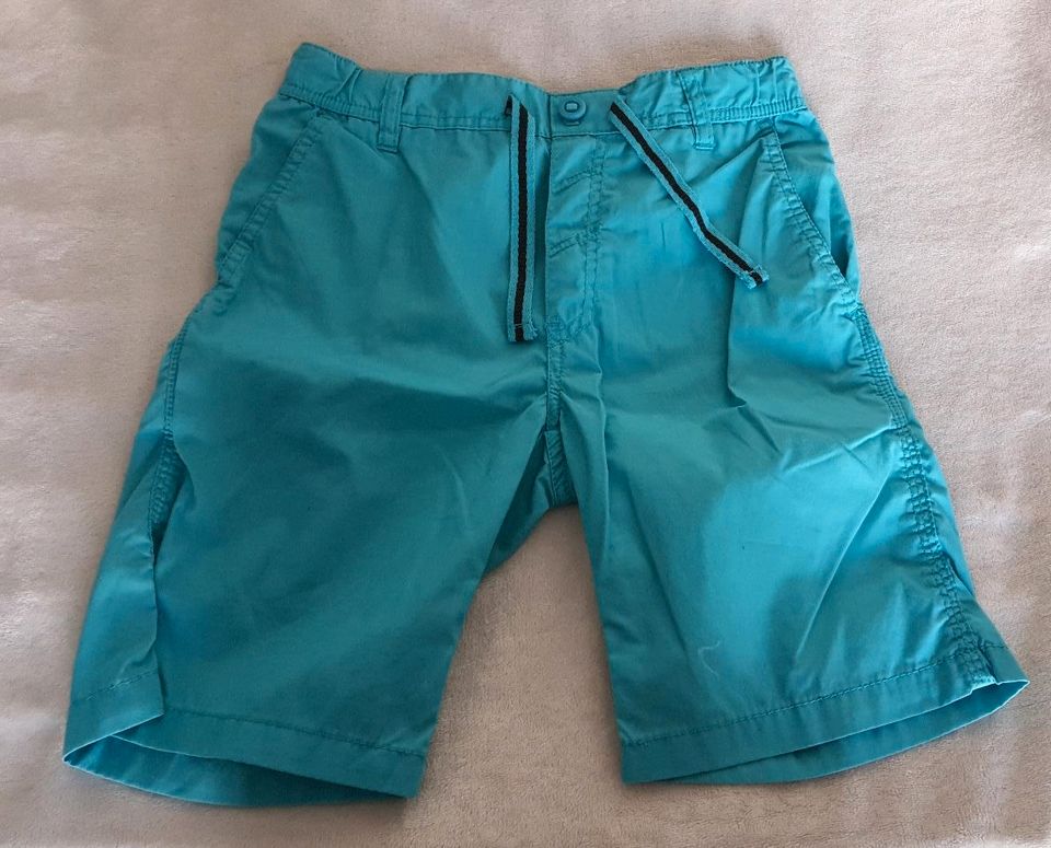 Shorts Jungen Gr. 140 in Berlin