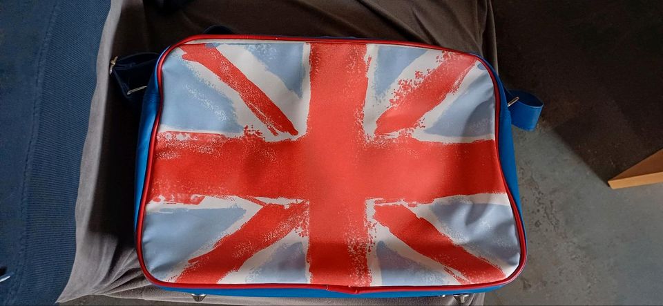 Umhängetasche Tasche England in Lübbecke 