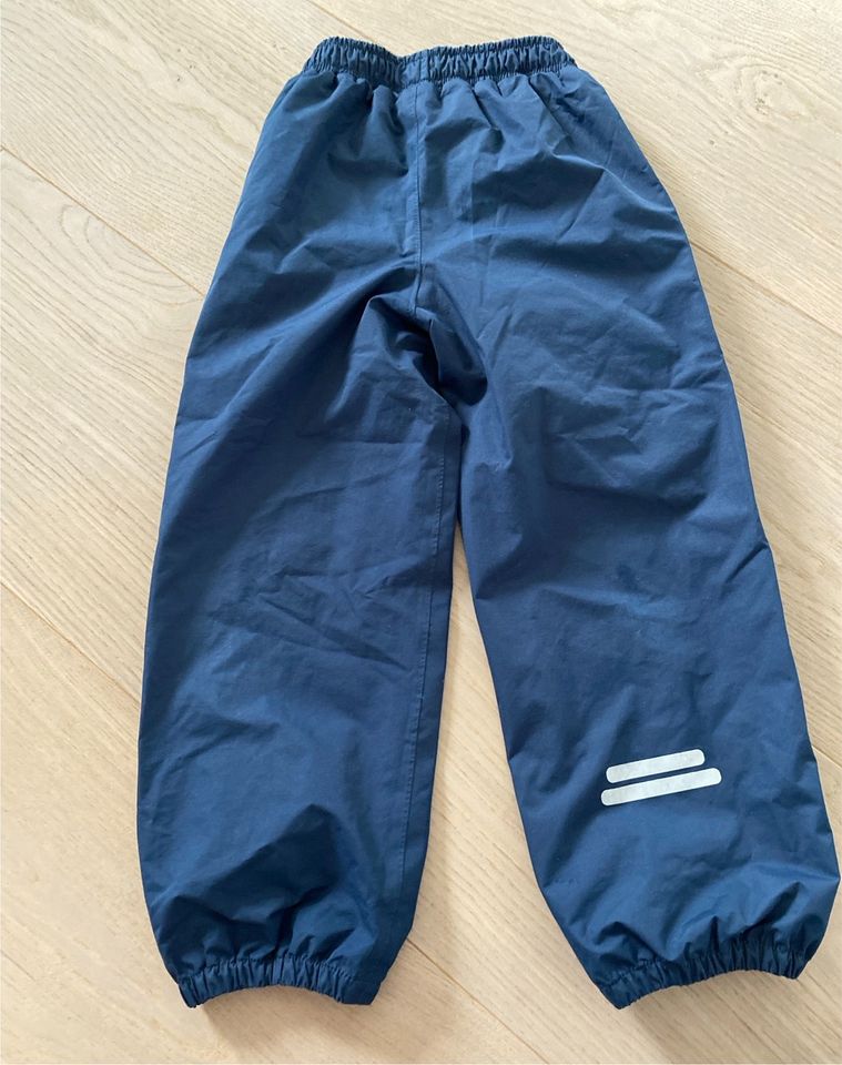 Regenhose Tchibo blau 110/116 in Ostenfeld (Husum)