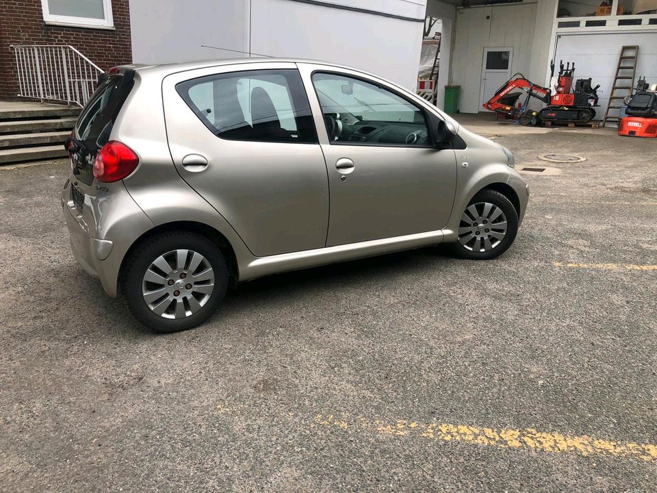 Toyota Aygo cool 2009 in Hamburg