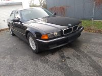 BMW e38 750i Individual  schwarz/schwarz Hessen - Seligenstadt Vorschau