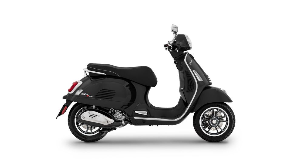 Vespa GTS 300 Super RST 2023 - Neufahrzeug in Coerde