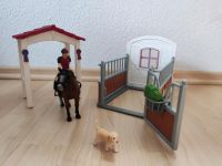 Schleich Pferdestall, Reiterhof, Pferdebox Pferd + Hund+Reiter Bayern - Heroldsberg Vorschau