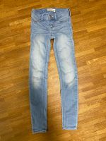 Abercrombie Sommer Jeggings Gr. 10. 140/146 Nordrhein-Westfalen - Wülfrath Vorschau