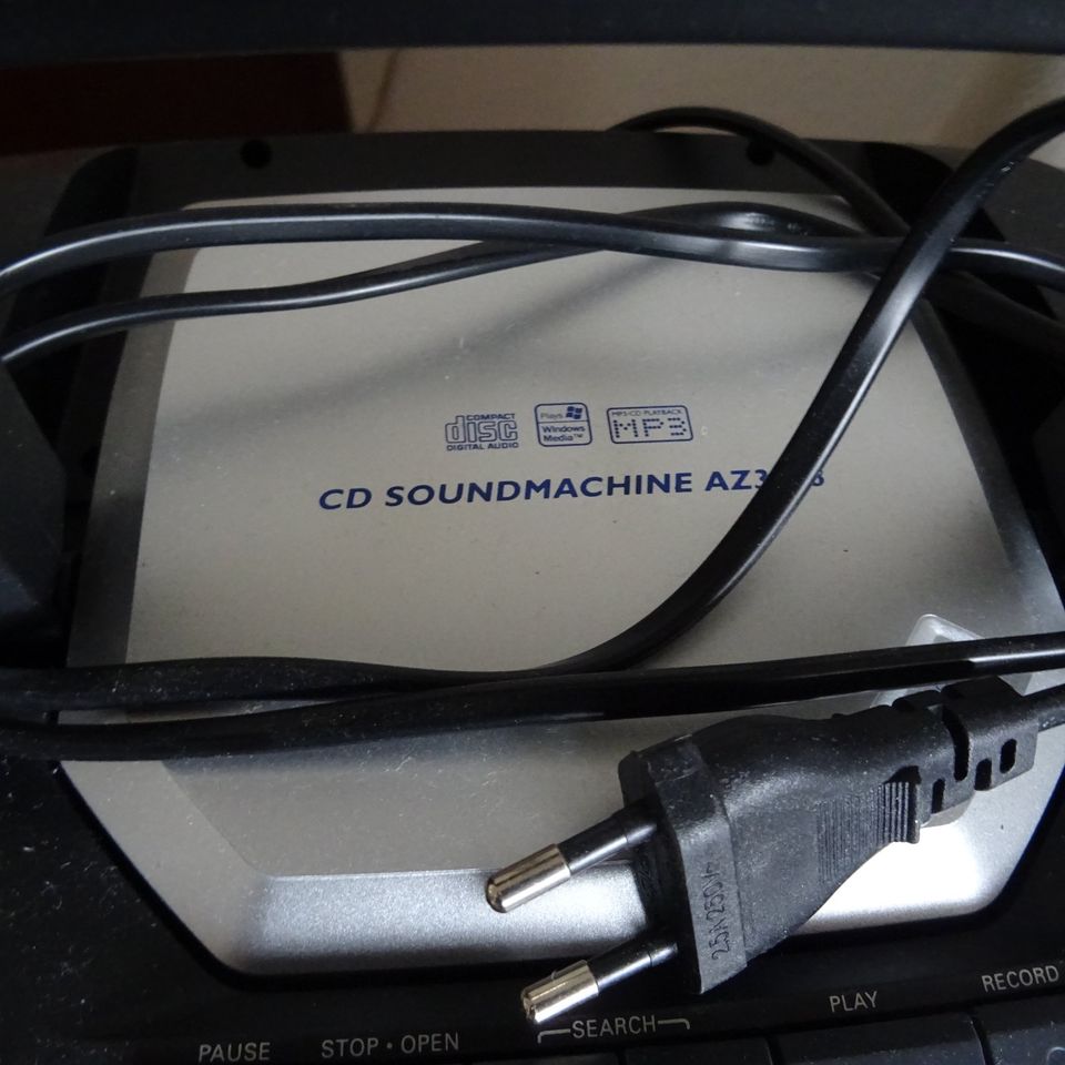 CD Soundmaschine von Grundig in Friedrichsdorf