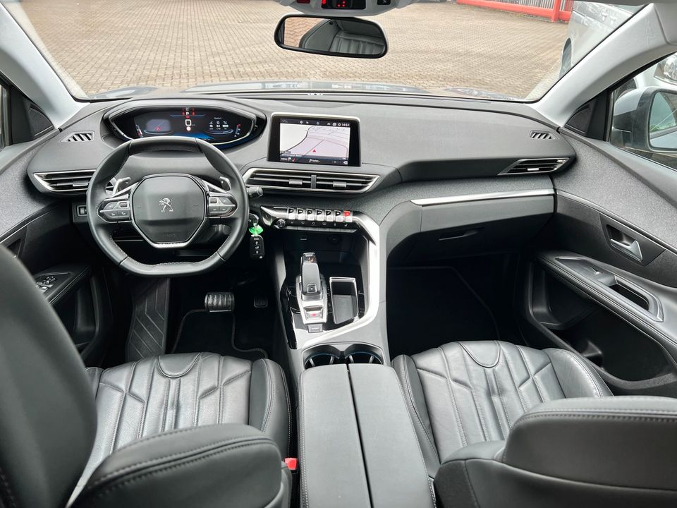 Peugeot 5008 1.5 HDI AUTOMATIC in Garbsen